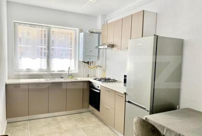 Apartament cu 3 camere decomandat, mobilat în Sânpetru