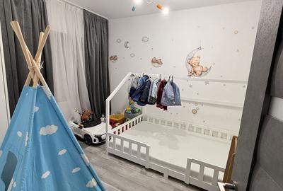 Apartament cu 4 camere decomandat în Central - 4