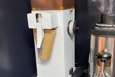 Spațiu comercial, de 10 mp, în Central - 3