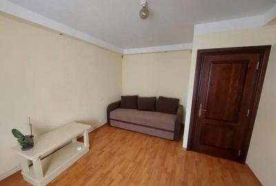 Apartament cu 2 camere decomandat, mobilat în Uzina 2 - 3