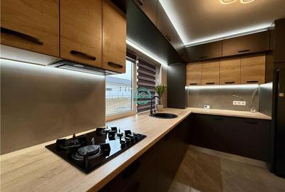 Duplex cu 4 camere cu Canalizare în Livezeni - 2