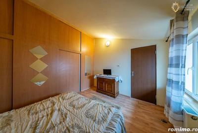 Casă cu 4 camere cu Canalizare în Intim - 5