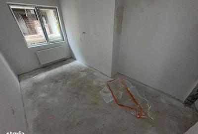 Casă cu 4 camere cu Canalizare în Dobroești - 1