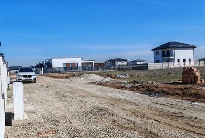 Teren 375 mp, gaz si curent la lot, pretabil investitie - 5