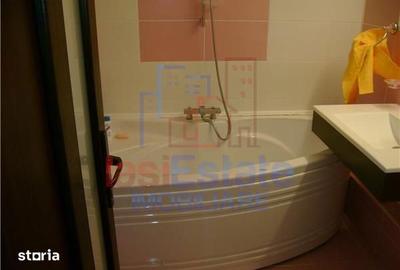 Apartament cu 3 camere decomandat în Canta - 8
