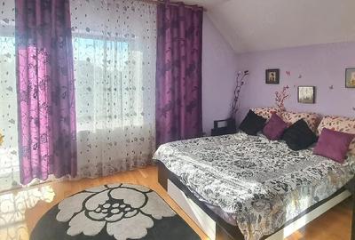 Casă cu Teren 981 Mp în Central - 7