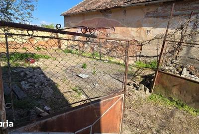 Casă cu 3 camere cu Teren 847 Mp în Central - 16
