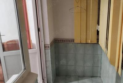Garsonieră decomandată în Uverturii - 1