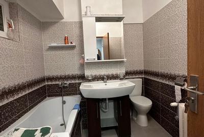 Apartament cu 3 camere decomandat în Obor - 2