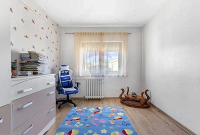 Apartament cu 5 camere decomandat, mobilat în Micălaca - 13