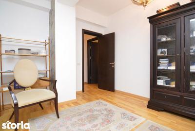 Apartament cu 3 camere semidecomandat în Nerva Traian - 19