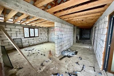 Casă cu Teren 1218 Mp în Vitănești - 4