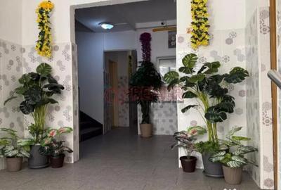 Apartament cu 3 camere semidecomandat în Berceni