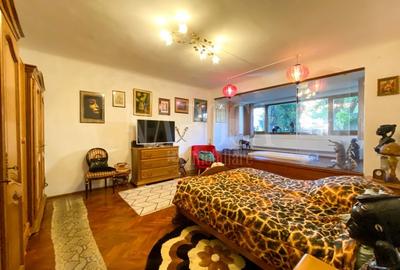 Apartament cu 3 camere decomandat în Andrei Mureșanu - 2