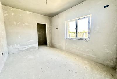 Duplex cu 4 camere cu Canalizare în Moșnița Nouă - 8
