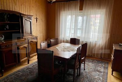 Casă cu 8 camere cu Teren 350 Mp în Central - 2