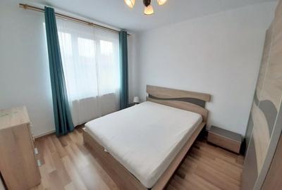 Apartament cu 2 camere semidecomandat, mobilat în Central