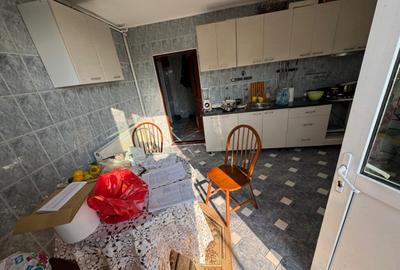 Domne?ti, central, casa pe parter, 167 mp construi?i, 1100 Domne?ti, central, casa pe parter, 167 mp construi?i, 1100 - 9