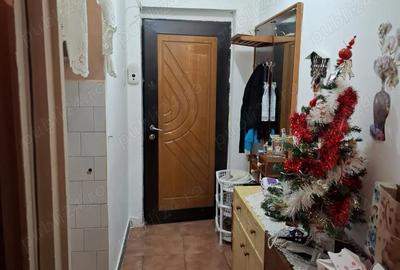 Garsonieră decomandată în Central - 9