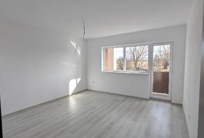 Apartament cu 2 camere decomandat în Sânpetru - 9