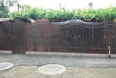 Casă cu 4 camere în Central - 3