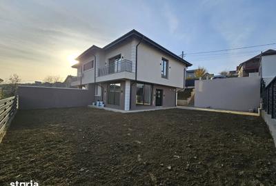 Casă cu 4 camere cu Teren 390 Mp în Podu Roș - 14