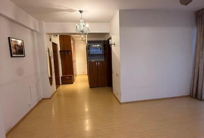 Apartament cu 2 camere decomandat în Băneasa - 6