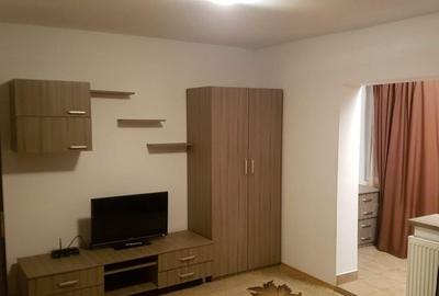 Garsoniera zona Bulevardul Constructorilor - 1