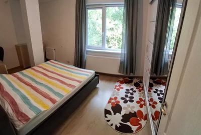 Apartament cu 3 camere, balcon, langa VIVO - 3