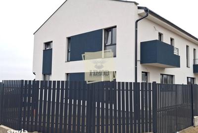 Casă cu 4 camere cu Teren 300 Mp în Central - 16
