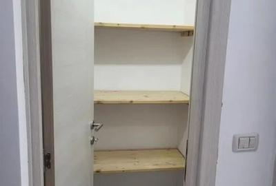 APARTAMENT 3 CAMERE DE VANZARE- ZONA INEL 2 - 3