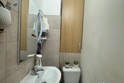 Apartament cu 3 camere decomandat în Cantacuzino