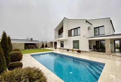 Vila pretabila pentru doua familii - 2