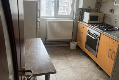 Apartament cu 3 camere decomandat în Aurel Vlaicu - 6
