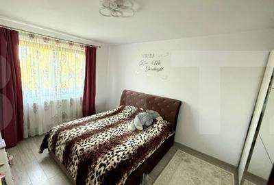 Casă cu 5 camere cu Teren 2133 Mp în Central - 4