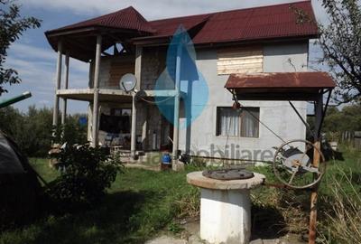 Proprietate cu 3240mp teren si casa, Barnova-Iasi. - 3