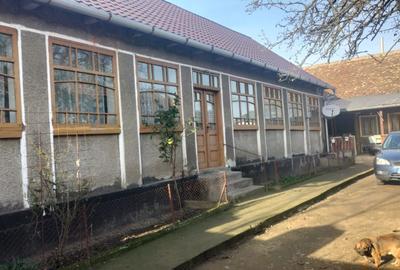 Casă cu 4 camere în Central - 3