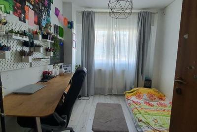 Apartament cu 3 camere semidecomandat în Vitan - 5