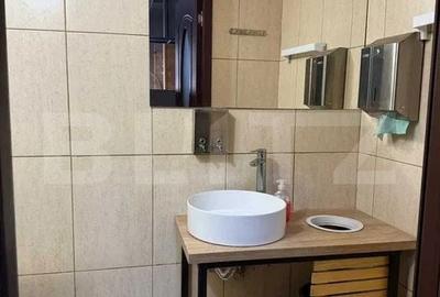 Spațiu comercial, de 60 mp, în Girocului