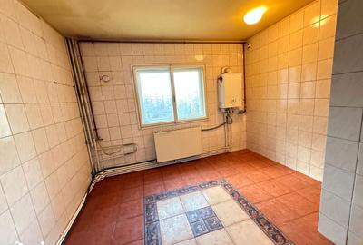 Apartament cu 3 camere în 13 Septembrie - 4