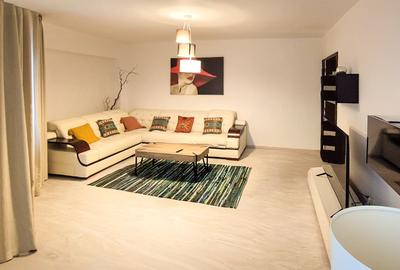 Apartament cu 2 camere decomandat, mobilat în Faleza Nord