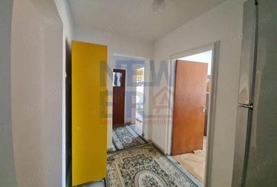 Apartament 4 Camere de Vanzare in Pajura - 10