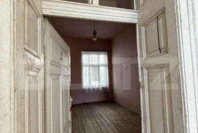 Casă cu 3 camere cu Teren 168 Mp în Central