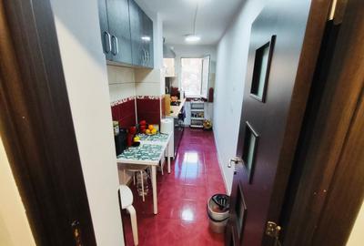 Apartament cu 3 camere semidecomandat în Tei - 7