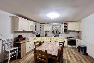 Casă cu 5 camere cu Teren 340 Mp în Breaza de Jos - 13