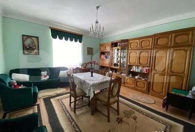 Casă cu 4 camere cu Teren 627 Mp în Central - 10