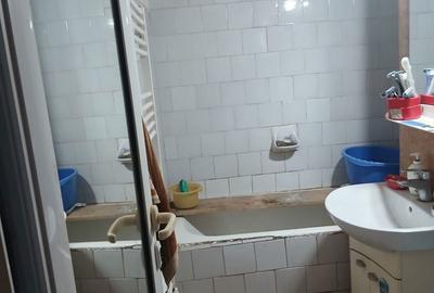 Apartament cu 2 camere decomandat în Micro 19 - 5
