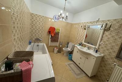 COMISION 0% | Casa Triplex | Zona Dumbravita | 4 Camere | - 12