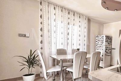 Casă cu 6 camere cu Teren 355 Mp în Rogerius - 12