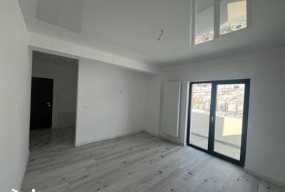 Garsonieră decomandată în Bârnova - 4